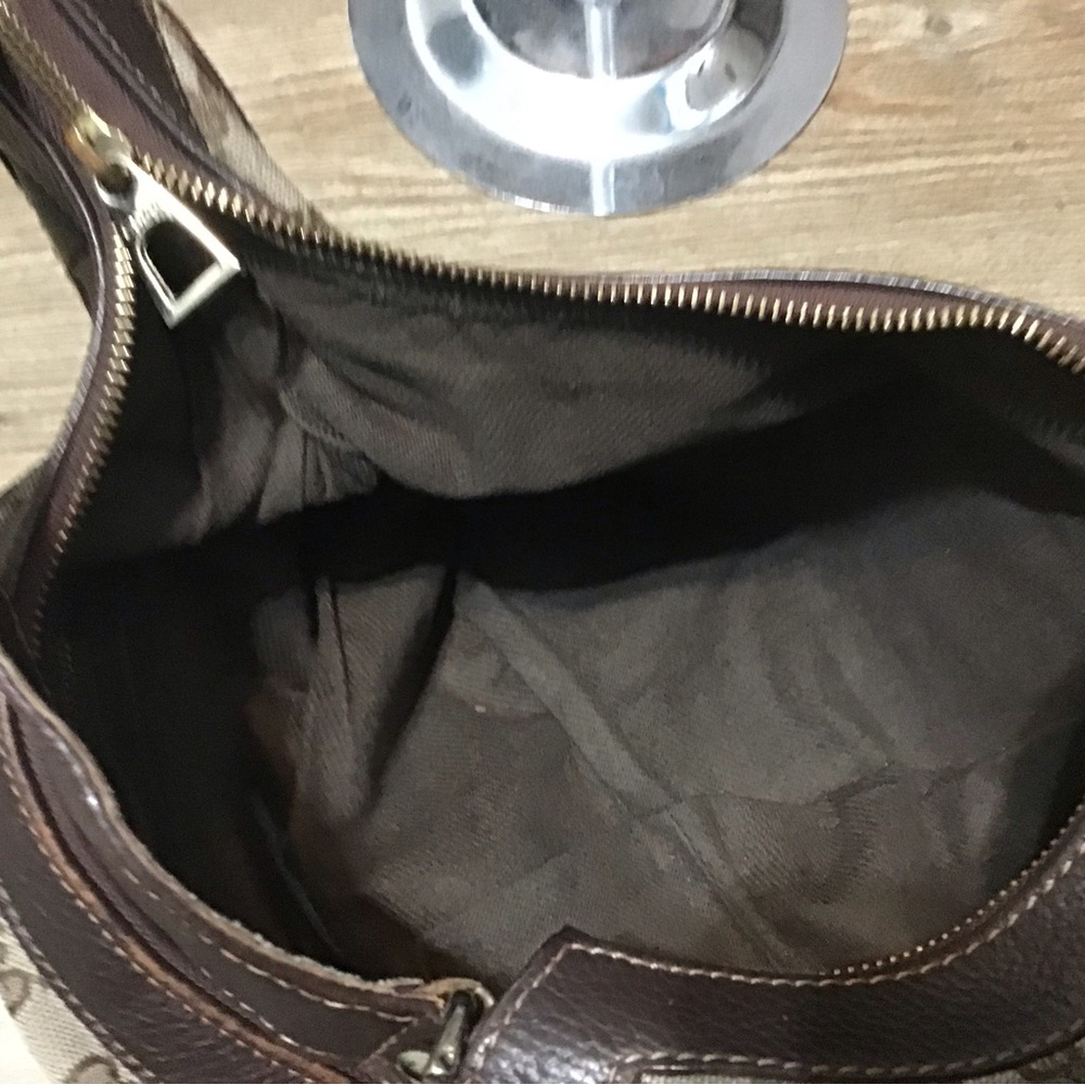 Gucci Bags - Picture 11 of 13